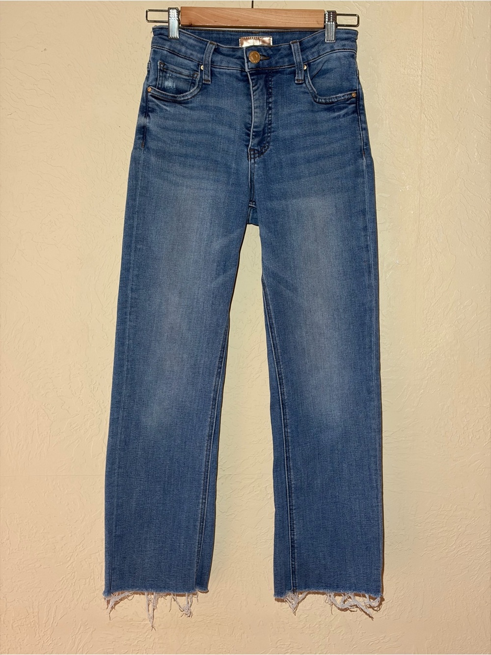 Kut from the Kloth Women’s Straight Jeans - Medium Blue Wash